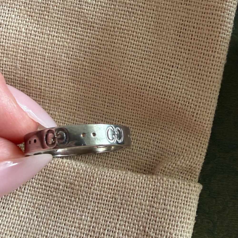 LAST CHANCE✨GUCCI ✨Silver Designer Women's Ring - Picture 2 of 6